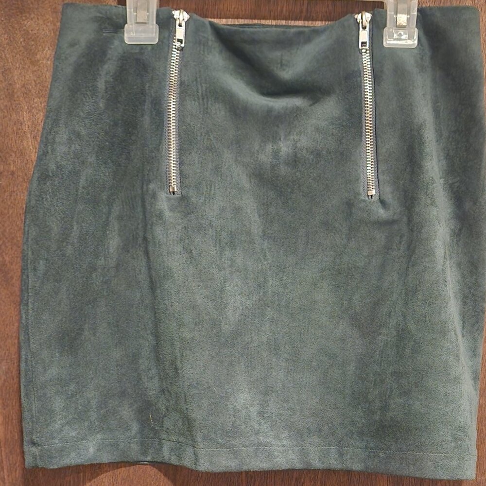 Green skirt